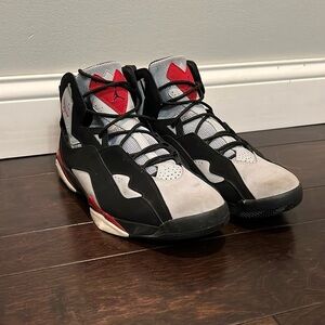 Jordan True Flight size 12